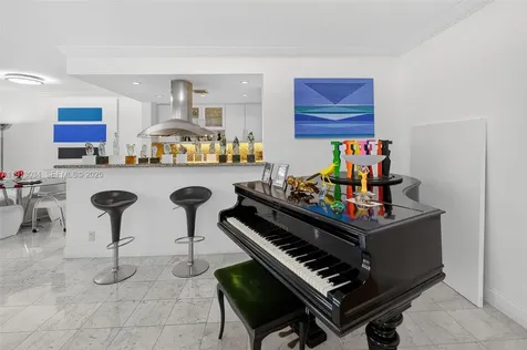 181 Crandon Boulevard Key Biscayne FL 33149