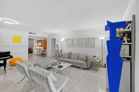 181 Crandon Boulevard Key Biscayne FL 33149