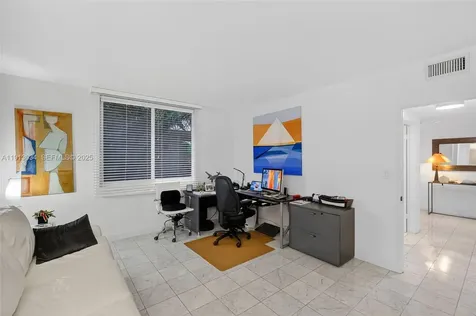 181 Crandon Boulevard Key Biscayne FL 33149