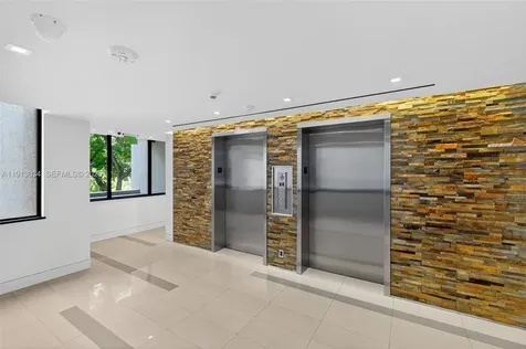 181 Crandon Boulevard Key Biscayne FL 33149