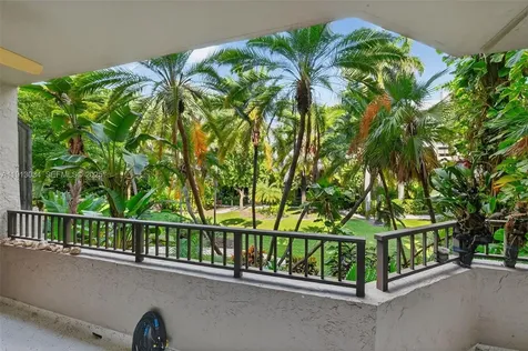181 Crandon Boulevard Key Biscayne FL 33149