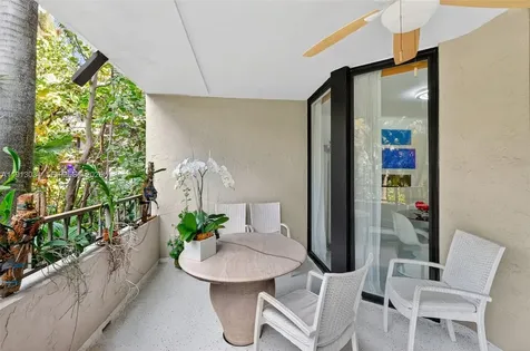 181 Crandon Boulevard Key Biscayne FL 33149