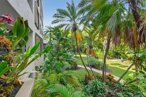 181 Crandon Boulevard Key Biscayne FL 33149