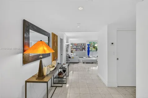 181 Crandon Boulevard Key Biscayne FL 33149