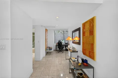 181 Crandon Boulevard Key Biscayne FL 33149