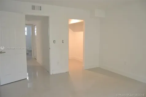 9375 Fontainebleau Boulevard Miami FL 33172