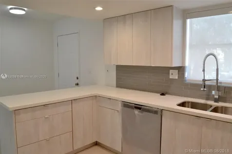 9375 Fontainebleau Boulevard Miami FL 33172