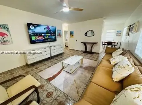650 Pennsylvania Avenue Miami Beach FL 33139