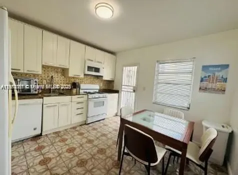650 Pennsylvania Avenue Miami Beach FL 33139