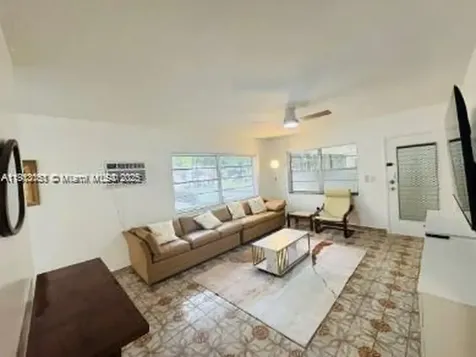 650 Pennsylvania Avenue Miami Beach FL 33139
