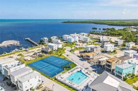 94825 Overseas Highway #237 Key Largo FL 33037