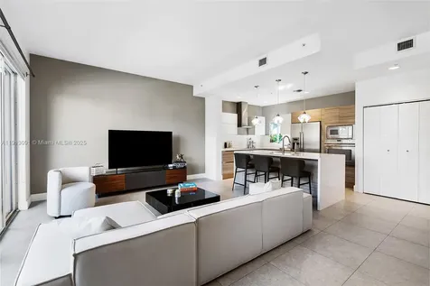 704 NE 5th Street Fort Lauderdale FL 33301