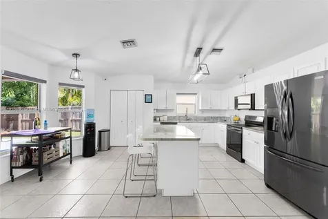 15475 SW 138th Terrace Miami FL 33196