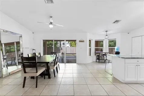 15475 SW 138th Terrace Miami FL 33196