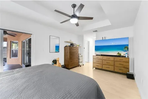 15475 SW 138th Terrace Miami FL 33196
