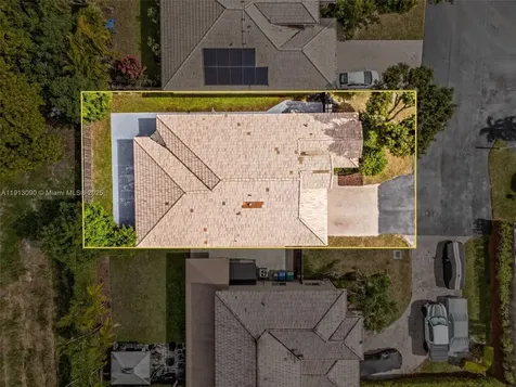15475 SW 138th Terrace Miami FL 33196