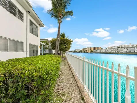 7805 And 7815 Crespi Boulevard Miami Beach FL 33141