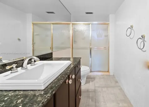 900 Bay Drive Miami Beach FL 33141