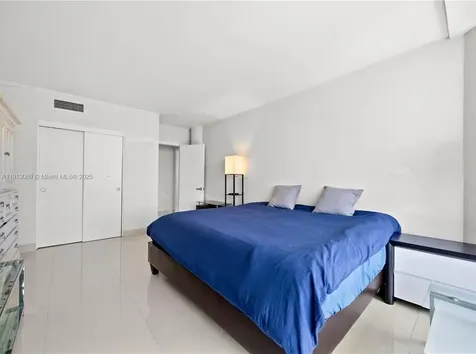 900 Bay Drive Miami Beach FL 33141