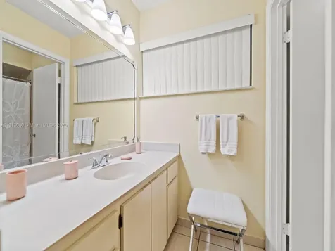 13350 SW 91st Terrace Miami FL 33186
