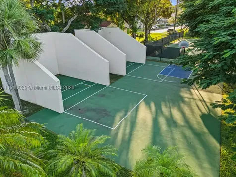 13350 SW 91st Terrace Miami FL 33186