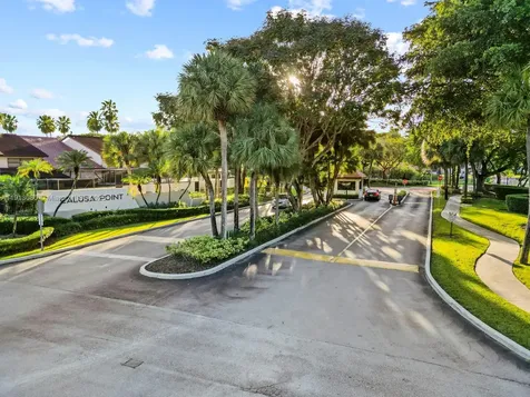 13350 SW 91st Terrace Miami FL 33186