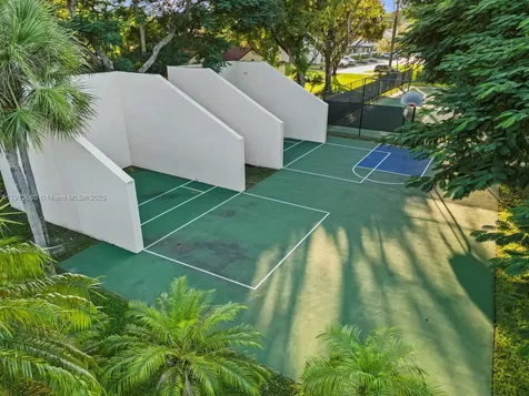 13350 SW 91st Terrace Miami FL 33186