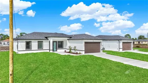 916 Manresa Avenue S Lehigh Acres FL 33974