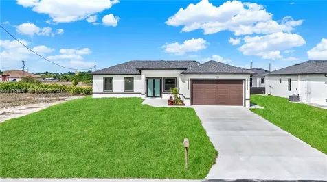 916 Manresa Avenue S Lehigh Acres FL 33974