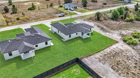 916 Manresa Avenue S Lehigh Acres FL 33974