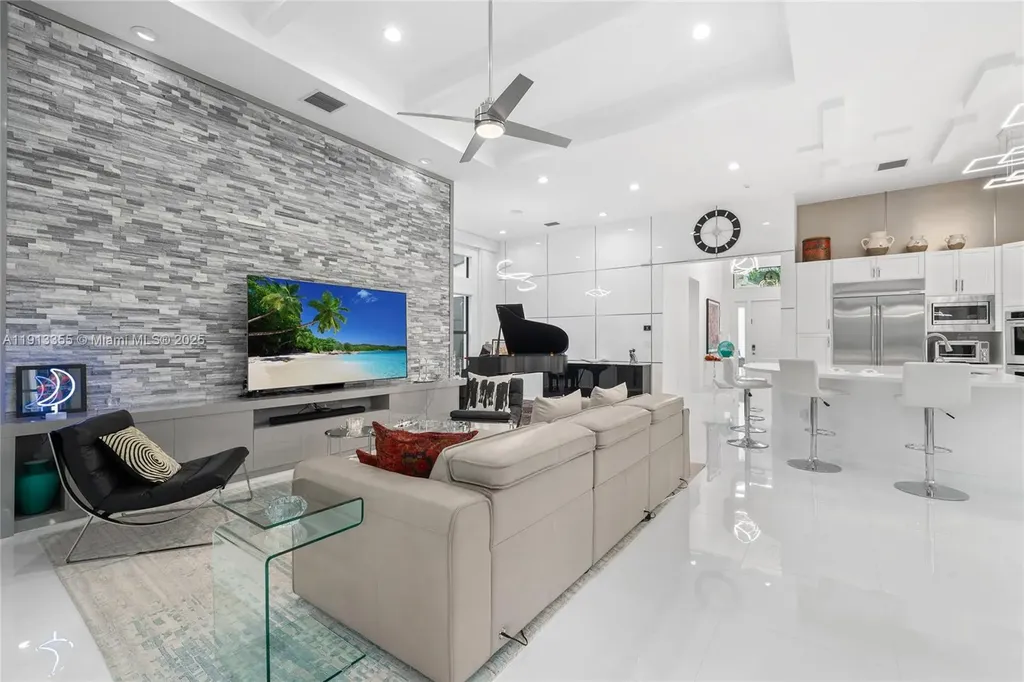 16394 Pantheon Pass Delray Beach FL 33446