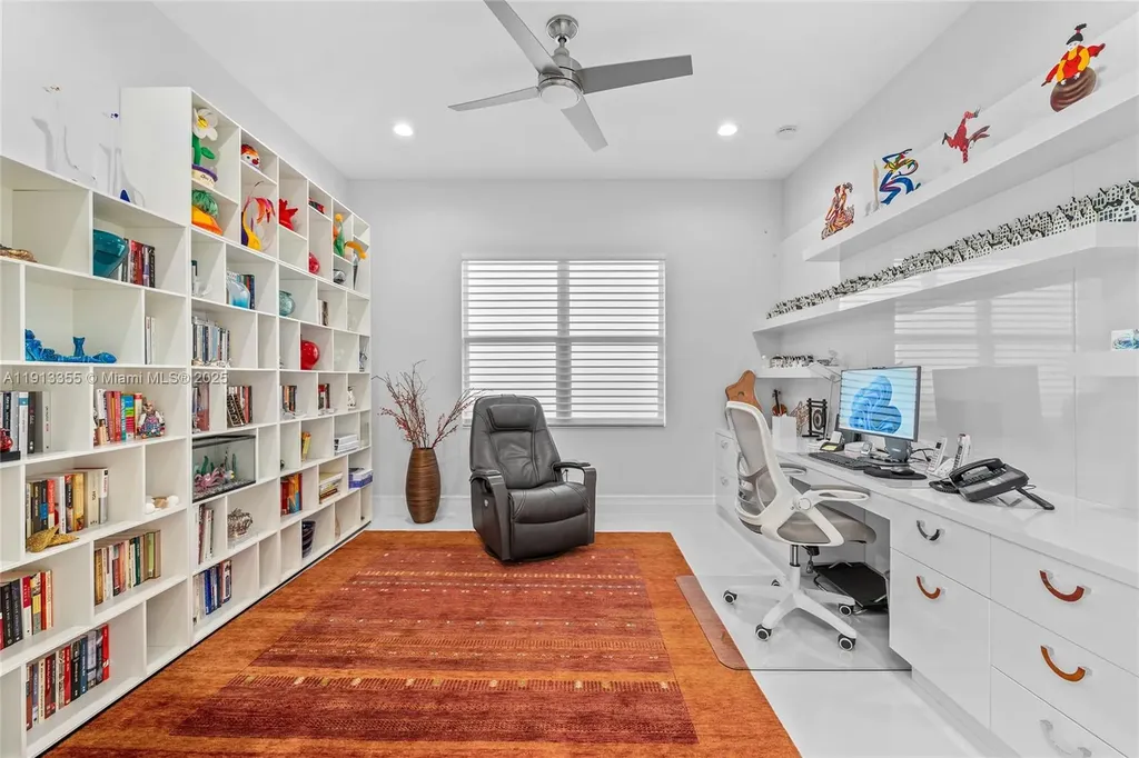 16394 Pantheon Pass Delray Beach FL 33446