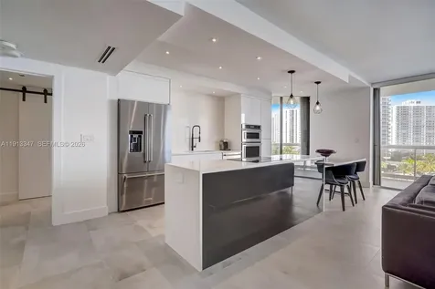 20191 E Country Club Drive Aventura FL 33180