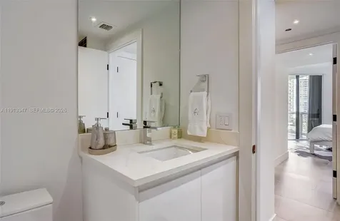 20191 E Country Club Drive Aventura FL 33180
