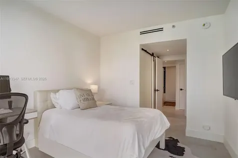 20191 E Country Club Drive Aventura FL 33180