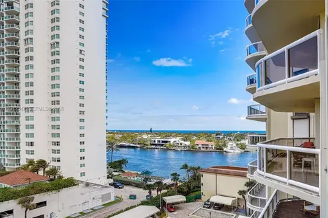 20191 E Country Club Drive Aventura FL 33180