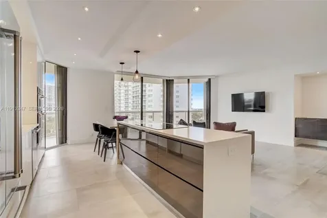 20191 E Country Club Drive Aventura FL 33180