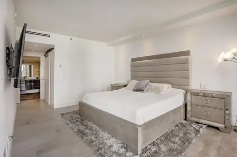 20191 E Country Club Drive Aventura FL 33180