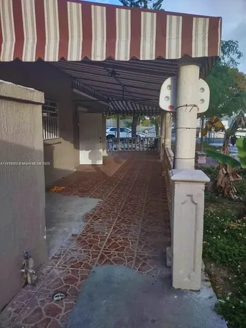 6422 NW 29th Avenue Miami FL 33147