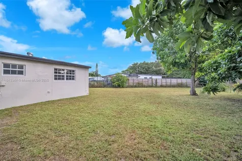 18120 NW 25th Avenue Miami Gardens FL 33056