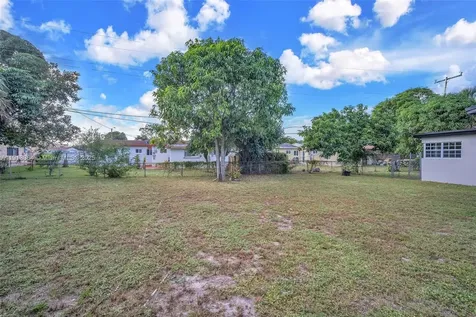 18120 NW 25th Avenue Miami Gardens FL 33056