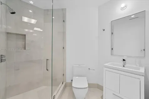 17975 Collins Avenue Sunny Isles Beach FL 33160
