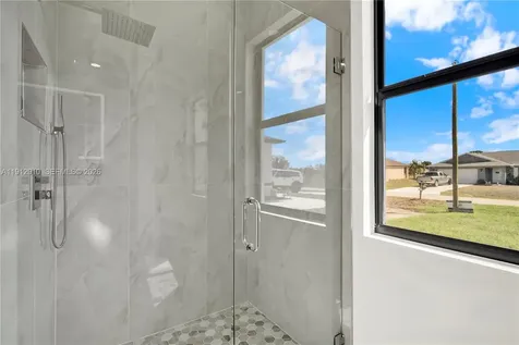914 Manresa Avenue S Lehigh Acres FL 33974