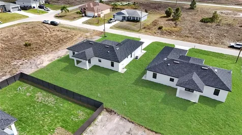 914 Manresa Avenue S Lehigh Acres FL 33974