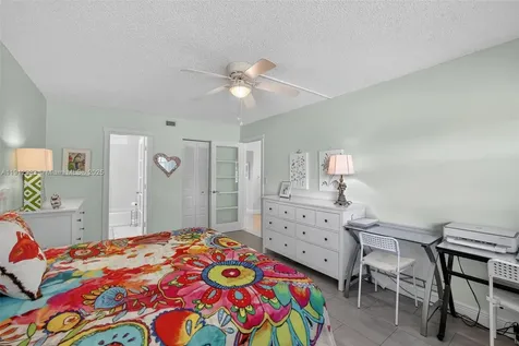 7817 Golf Cir Drive Margate FL 33063