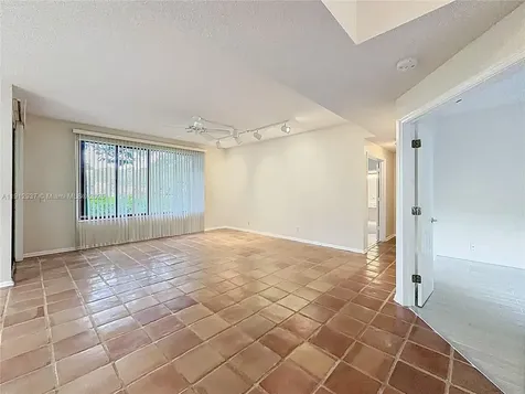 10524 NW 10th Street Plantation FL 33322