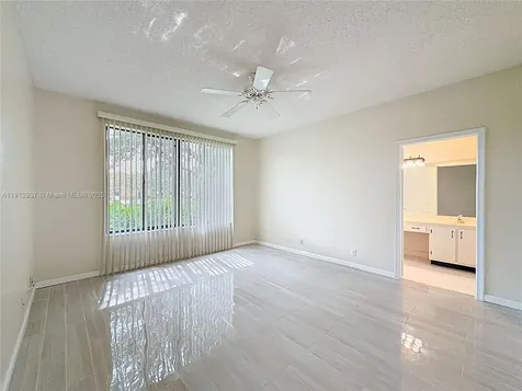 10524 NW 10th Street Plantation FL 33322