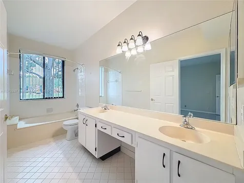 10524 NW 10th Street Plantation FL 33322