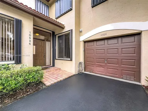 10524 NW 10th Street Plantation FL 33322