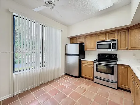 10524 NW 10th Street Plantation FL 33322